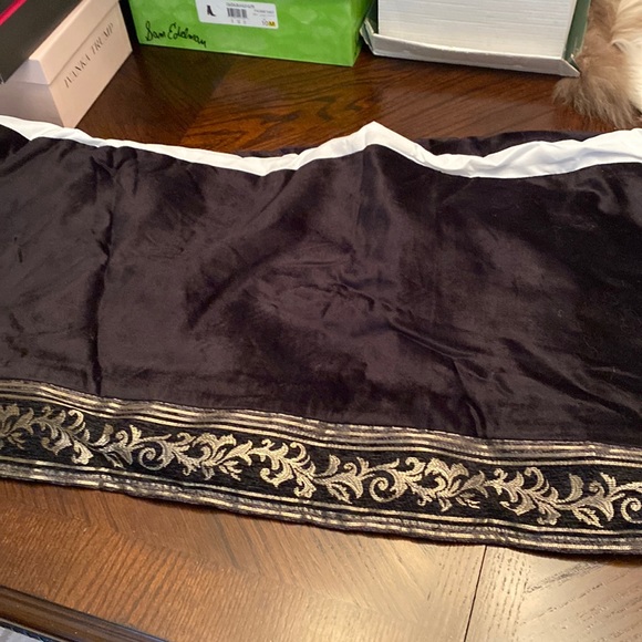 Bedding J Queen Black And Gold Dust Ruffle King Size Poshmark